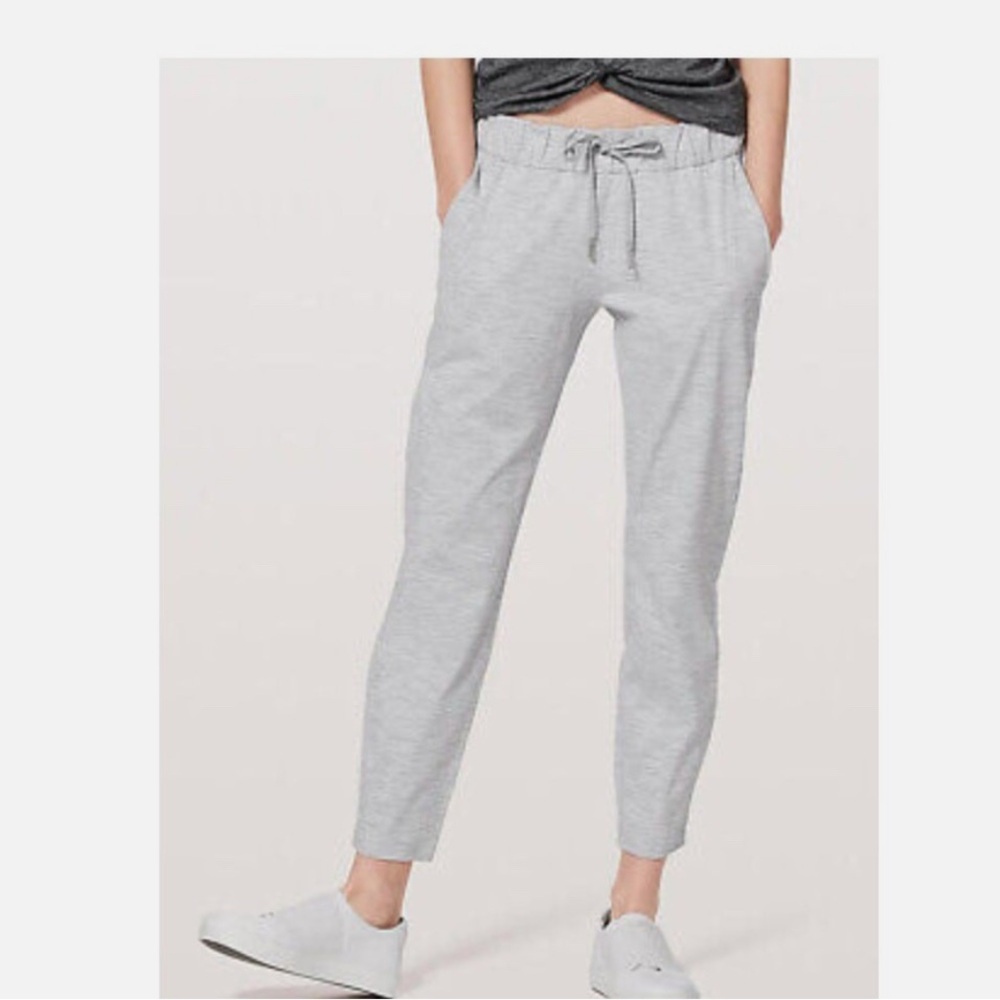 Lululemon On the Fly Pant - Wee Are From Space Nimbus Battleship Color